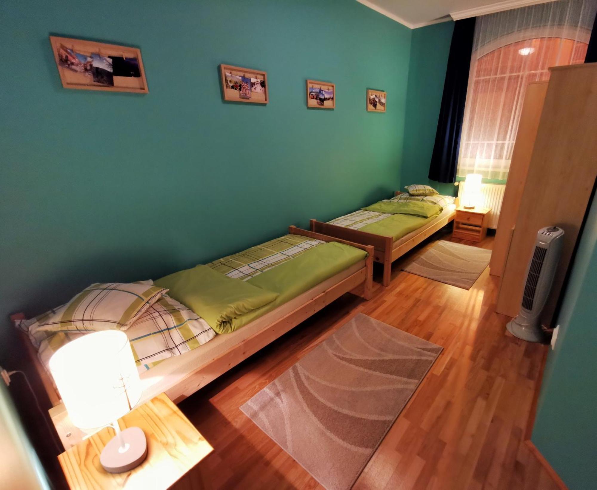 Boros Vendégház Eger Esterno foto